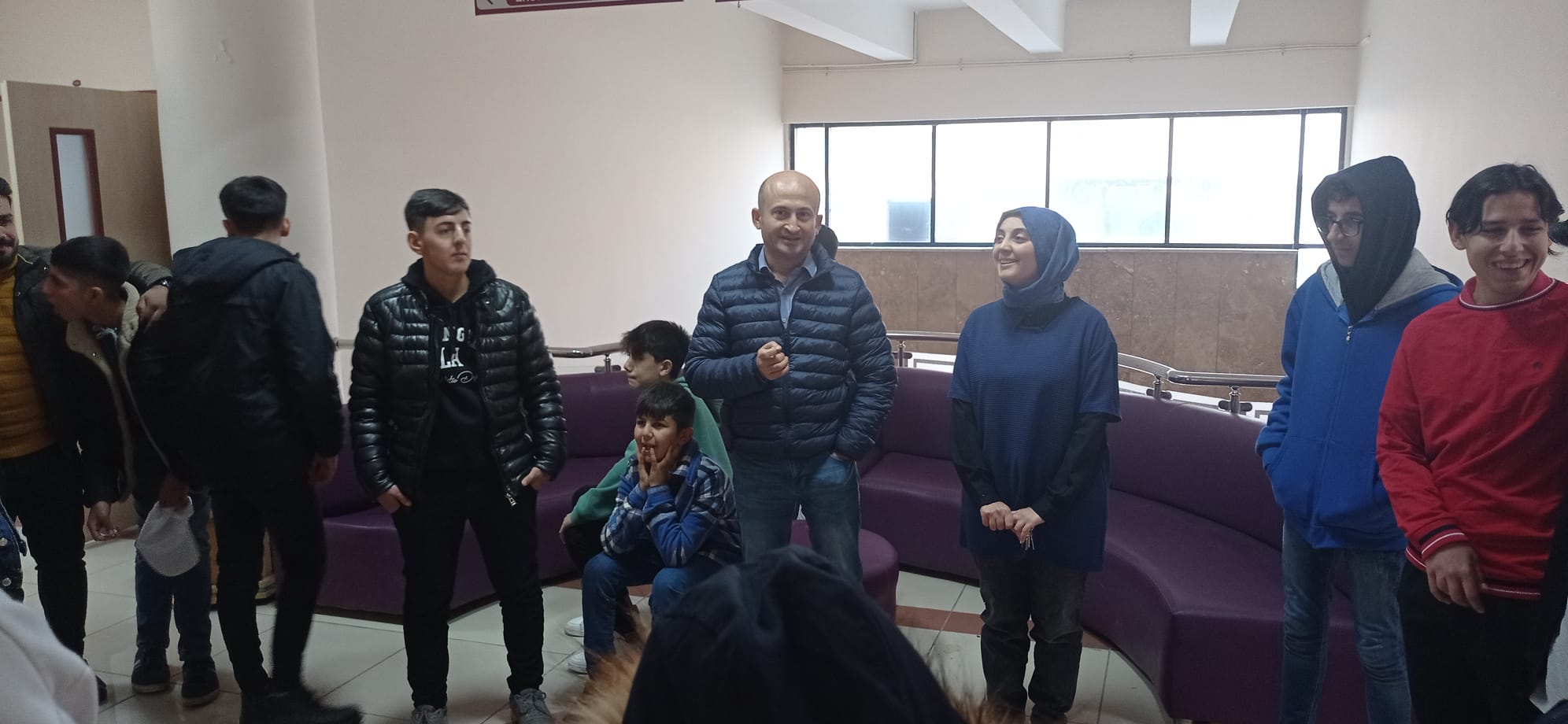 Çocuk Eğitimi Uygulama ve Araştırma Merkezi Lise Öğrencilerine  Üniversite ve Meslek Tanıtımı Etkinliği Gerçekleştirdi 